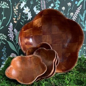 VINTAGE flower shaped woven wood salad bowls mod Weavewood 1960’s